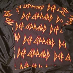Def leppard tshirt